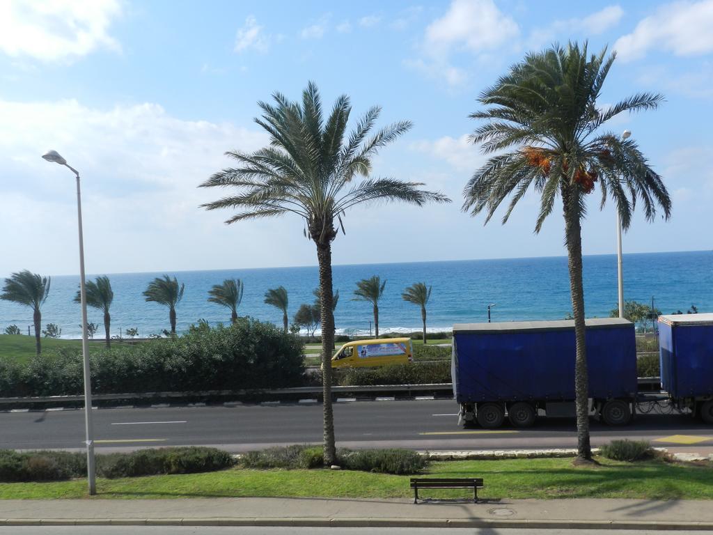 Alexsea Apartment Haifa Værelse billede