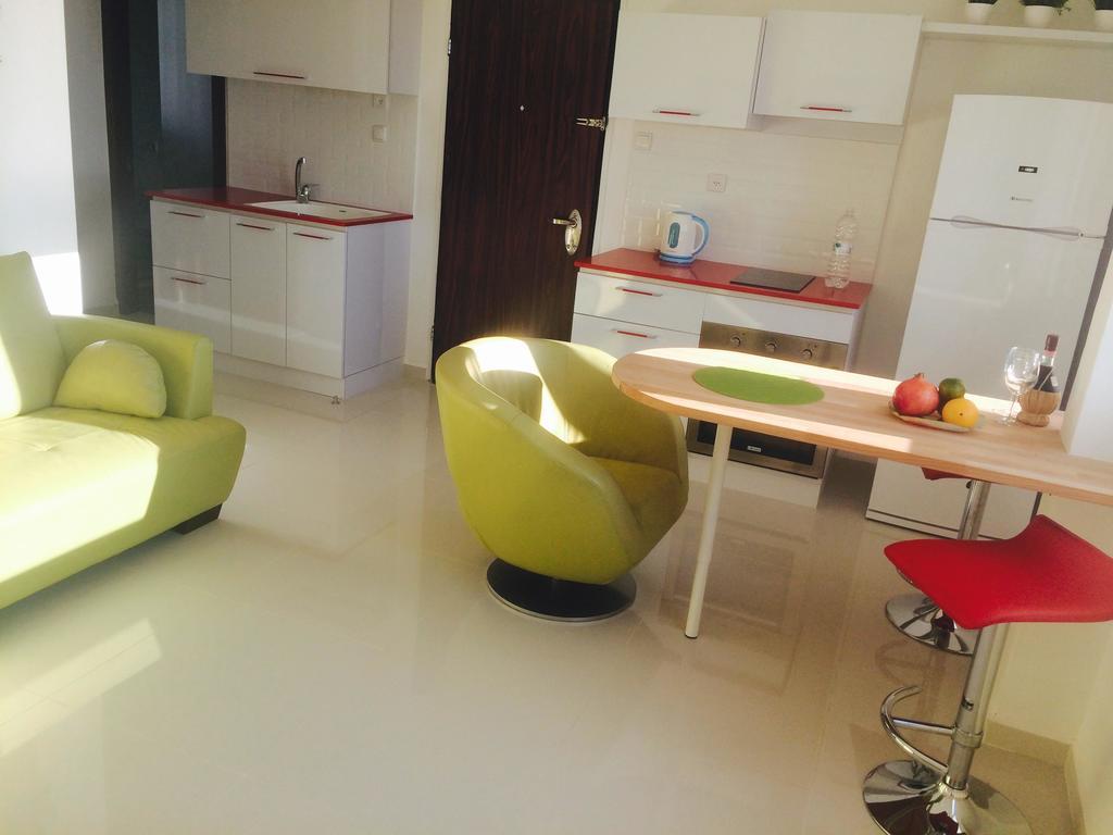 Alexsea Apartment Haifa Værelse billede